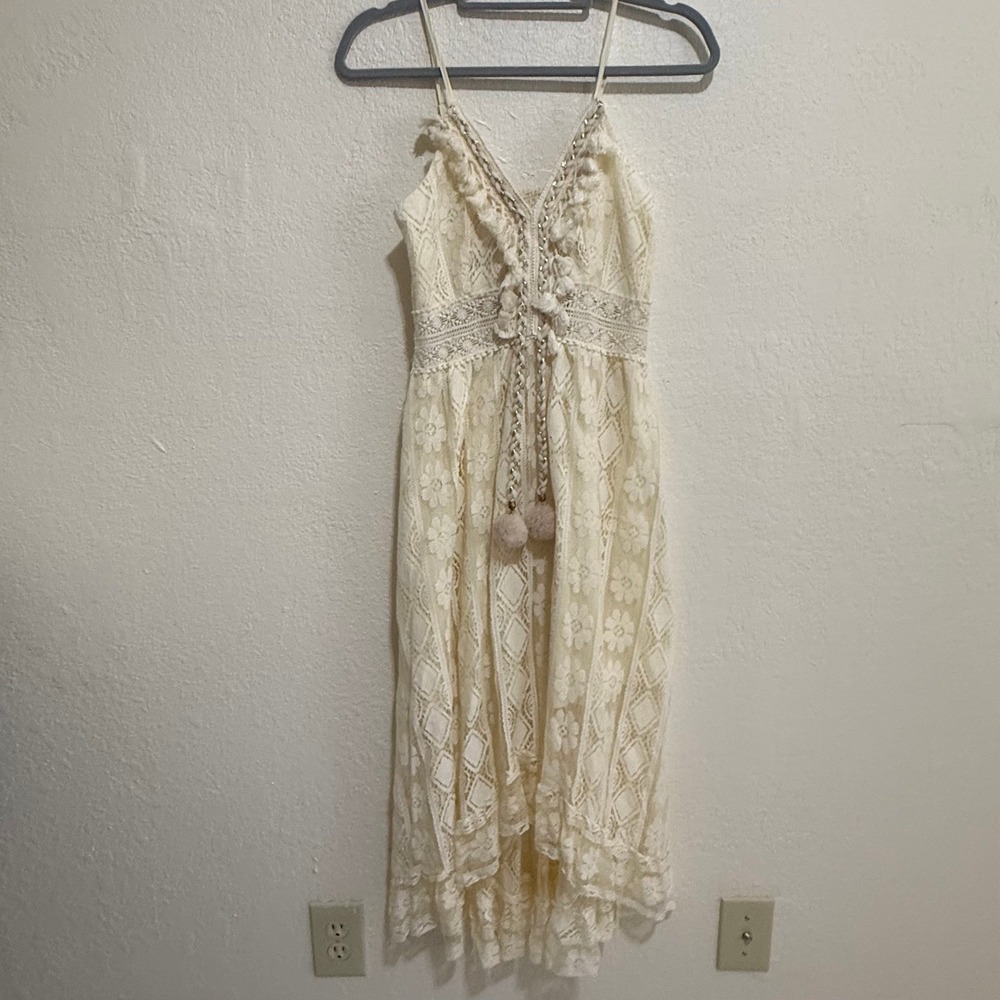 Cupshe Cream Lace Boho Midi Dress V-Neck Tassel High-Low Hem Small T1D1949